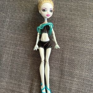 Skull Shores Lagoona Blue doll